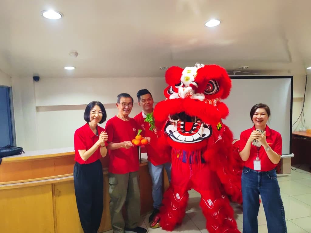 CNY 06